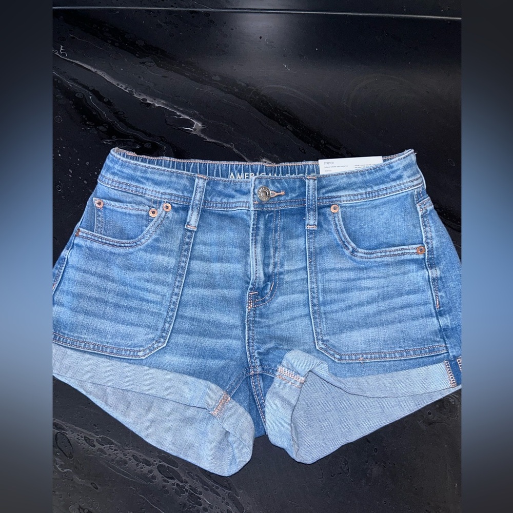 Women’s American Eagle shorts